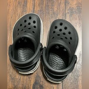 Size 4 infant crocs, great used condition!